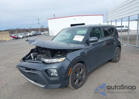 2021 Kia Soul S z USA, uszkodzony, nr VIN KNDJ23AU2M7796443